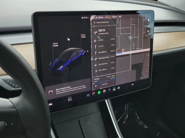 Used 2020 Tesla Model Y Long Range AWD/4WD image 24
