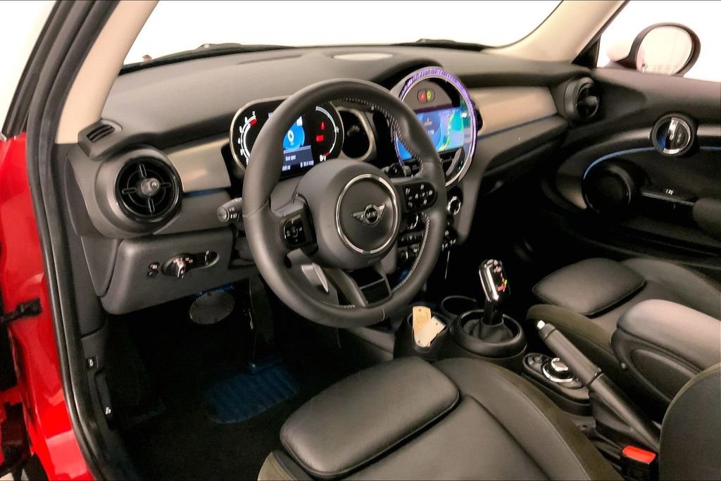 Used 2023 MINI Cooper S w/ Signature Upholstery Package image 21