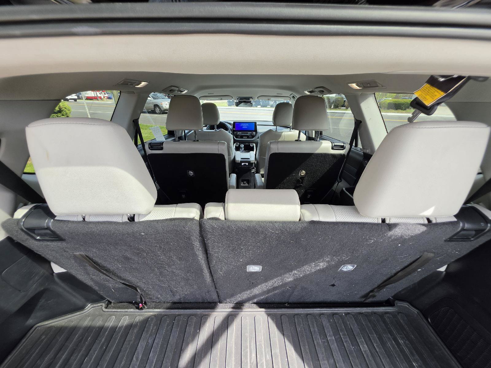 Used 2024 Toyota Grand Highlander AWD image 10