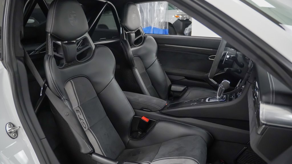 Used 2018 Porsche 911 GT3 image 17