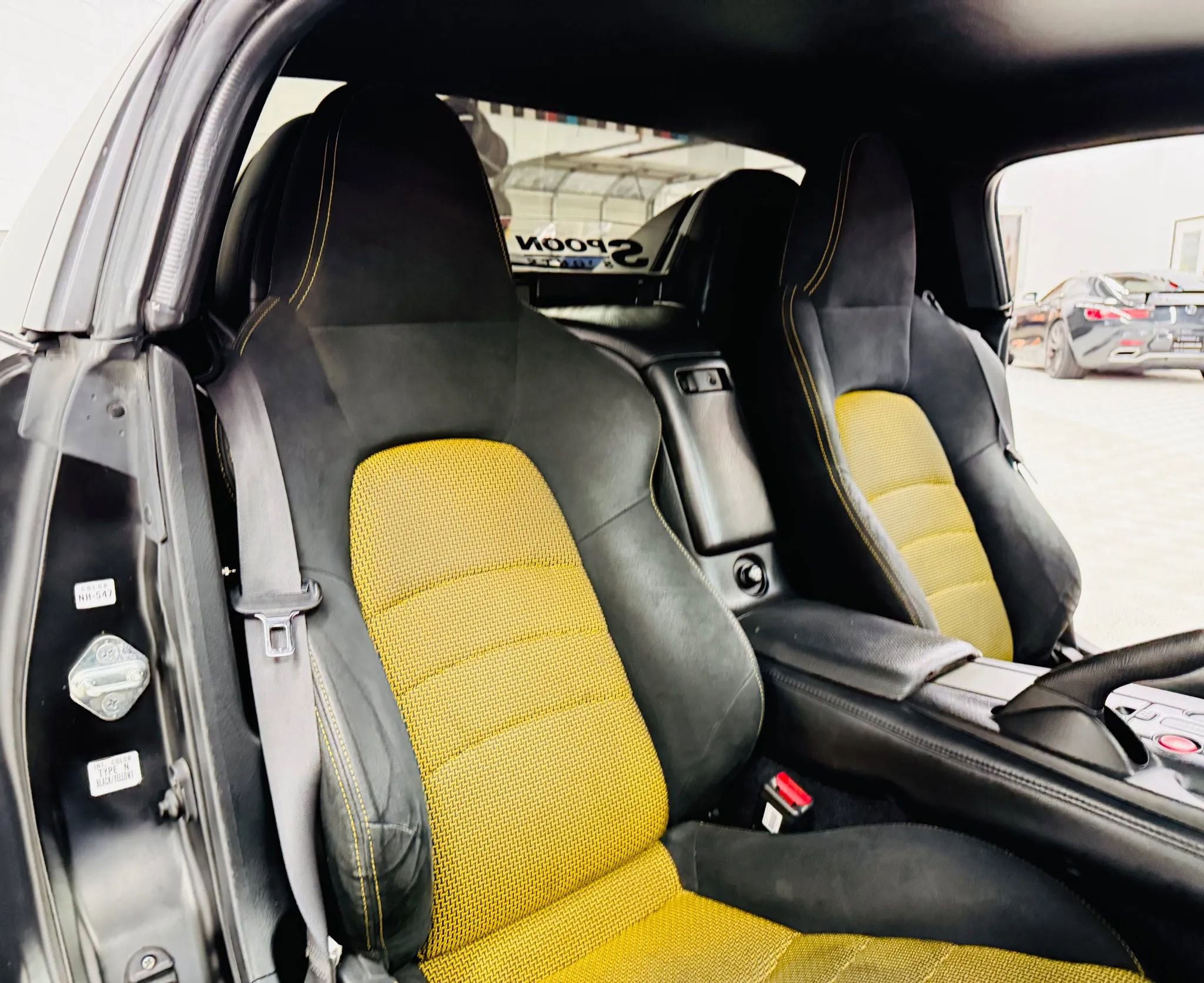 Used 2008 Honda S2000 CR image 2