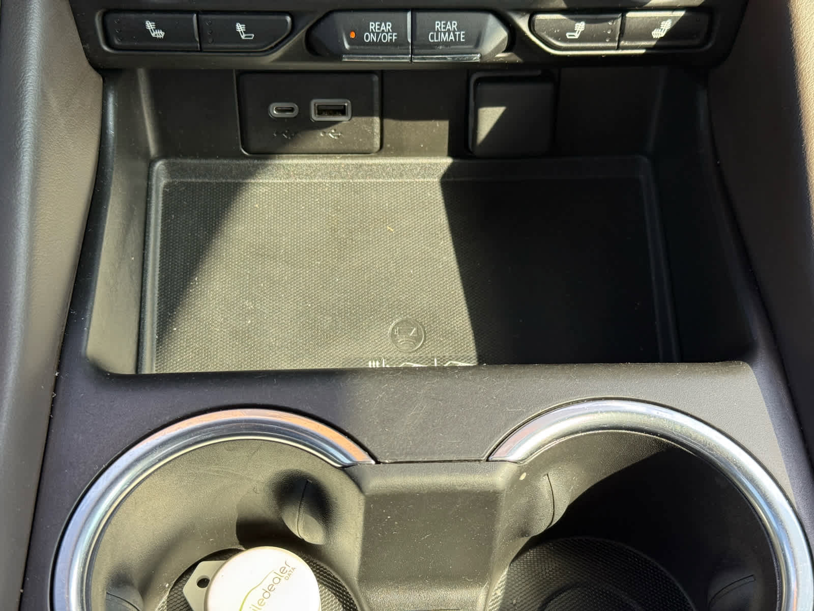 Used 2021 Chevrolet Tahoe Z71 w/ Z71 Signature Package image 19