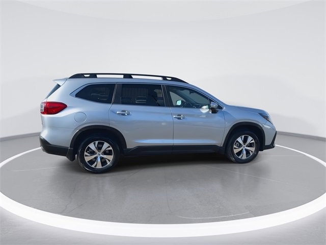 Certified 2025 Subaru Ascent Premium image 9