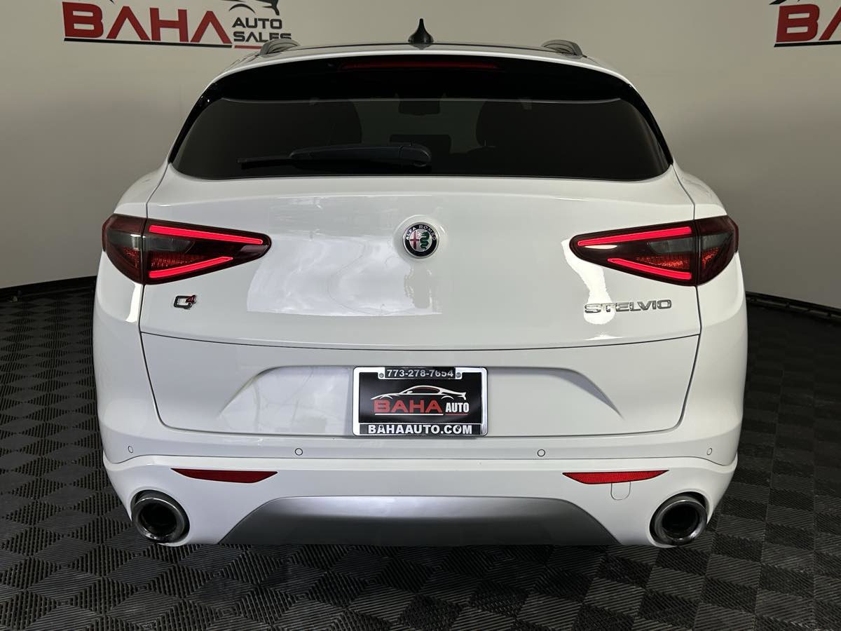 Used 2021 Alfa Romeo Stelvio Ti w/ Active Assist 2 Package TI image 7