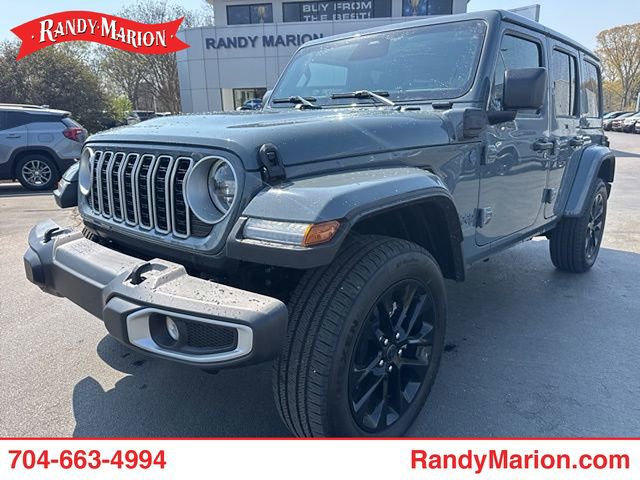 Used 2025 Jeep Wrangler Unlimited Sahara w/ Safety Group image 1