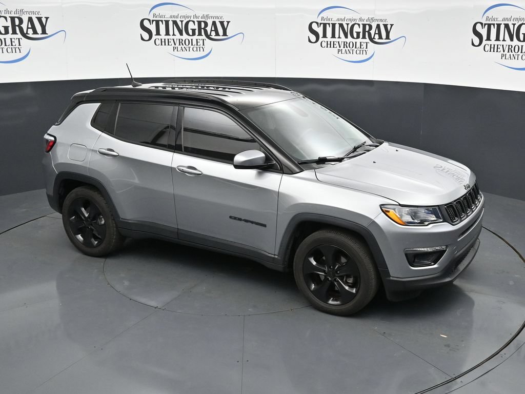 Used 2021 Jeep Compass Latitude FWD image 27