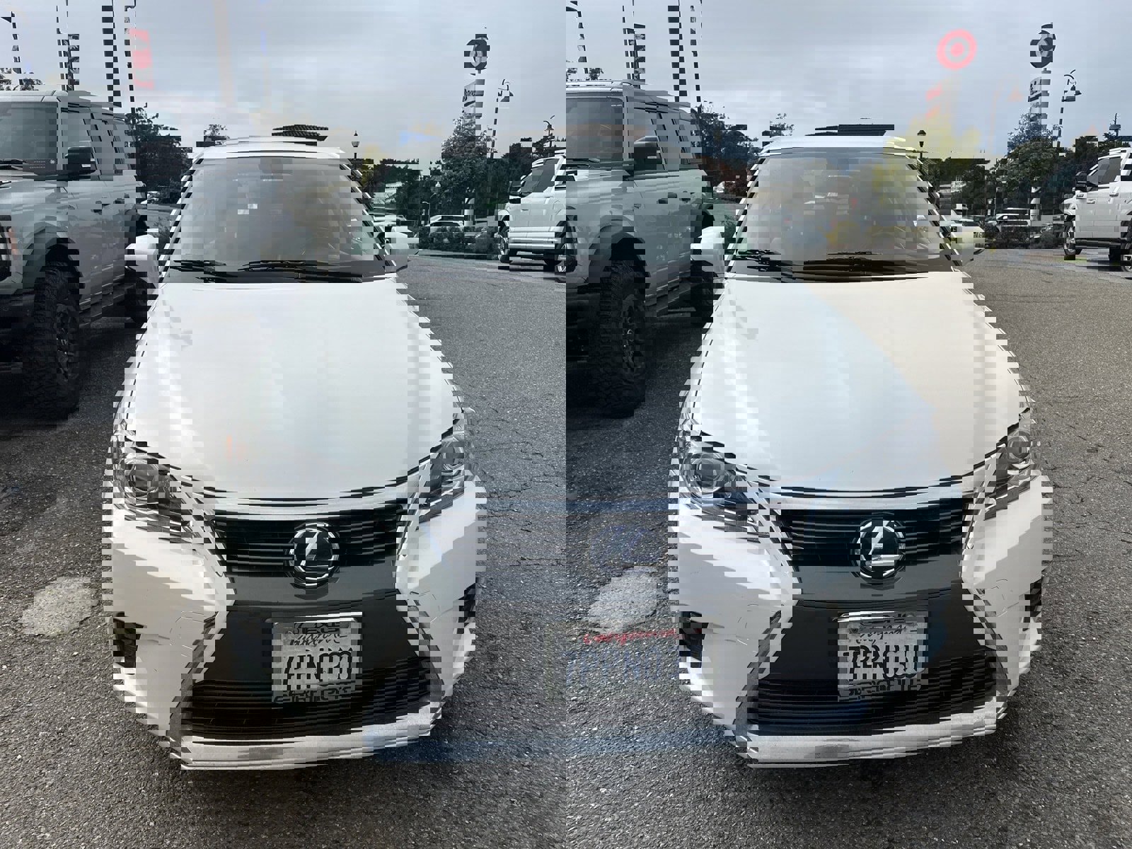 Used 2016 Lexus CT 200h image 2