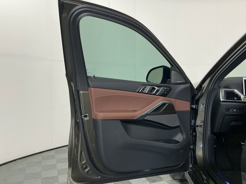 New 2026 BMW X6 xDrive40i AWD/4WD image 19