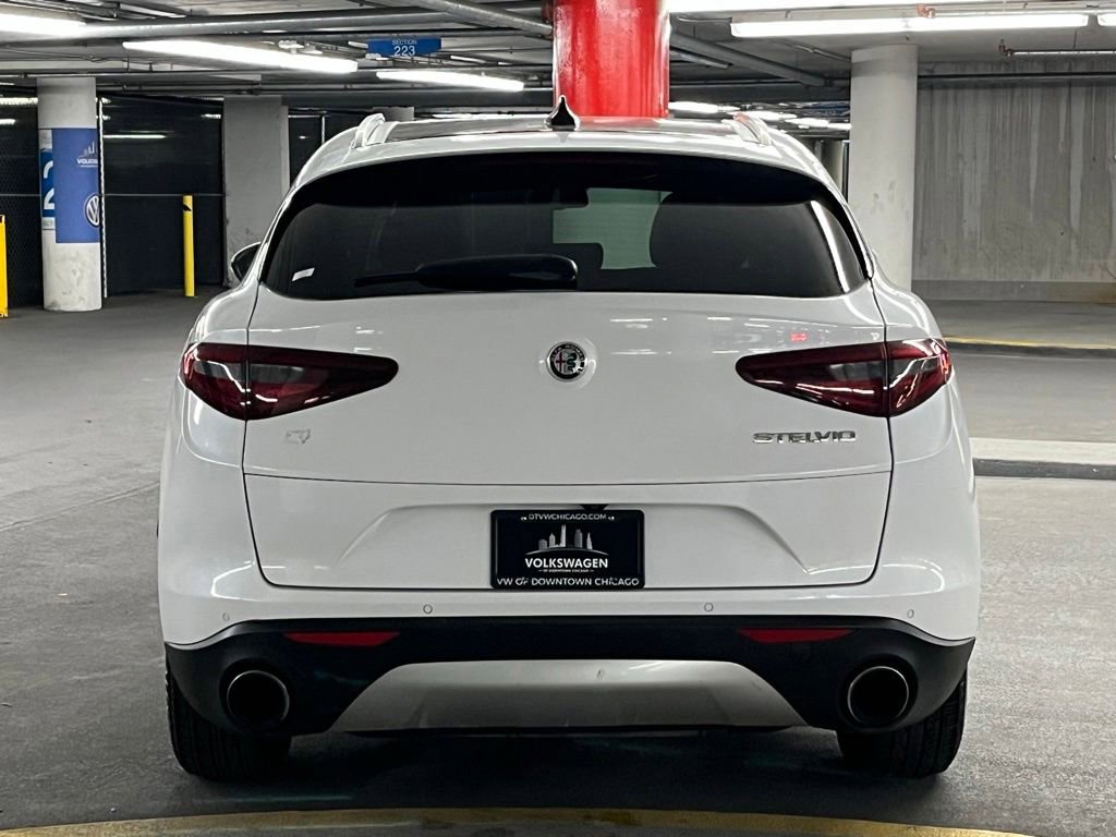 Used 2018 Alfa Romeo Stelvio Ti AWD/4WD image 33