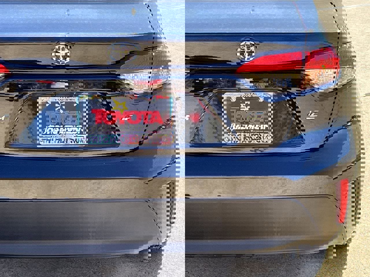 Used 2024 Toyota Corolla LE image 6