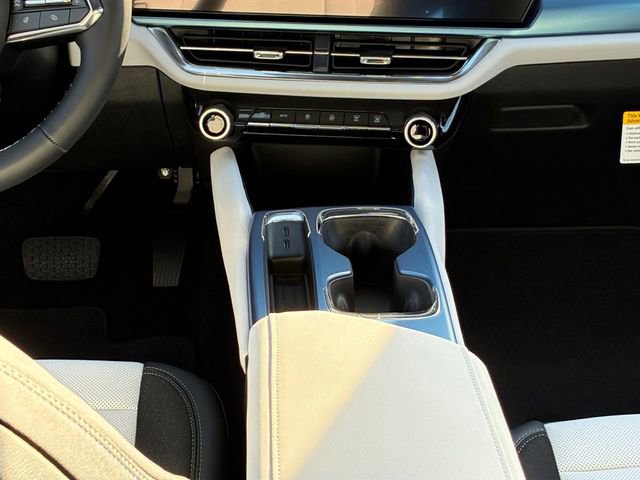 New 2026 Chevrolet Equinox EV LT w/ Convenience Package II image 20