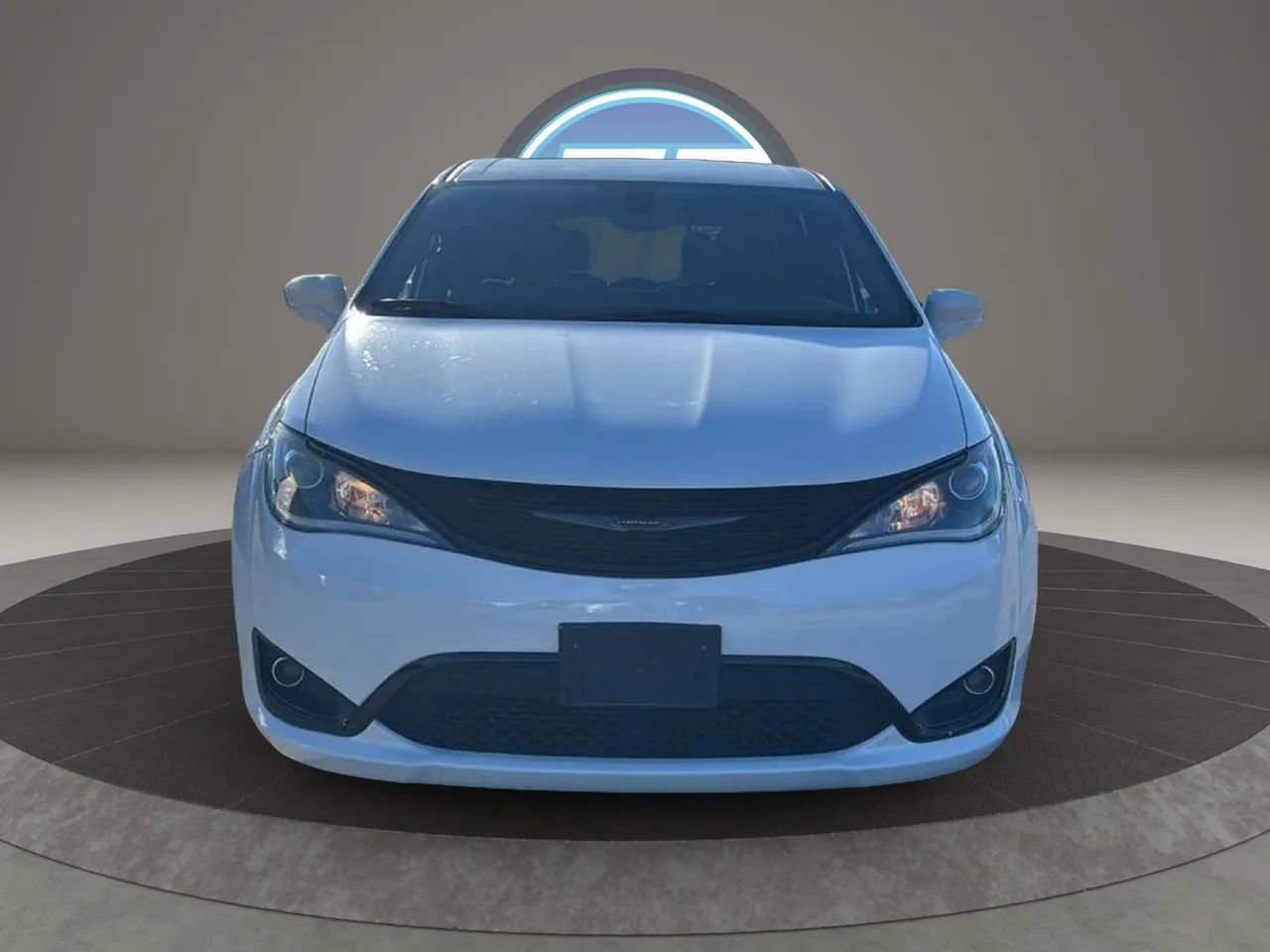 Used 2020 Chrysler Pacifica Touring w/ S Appearance Package FWD image 17