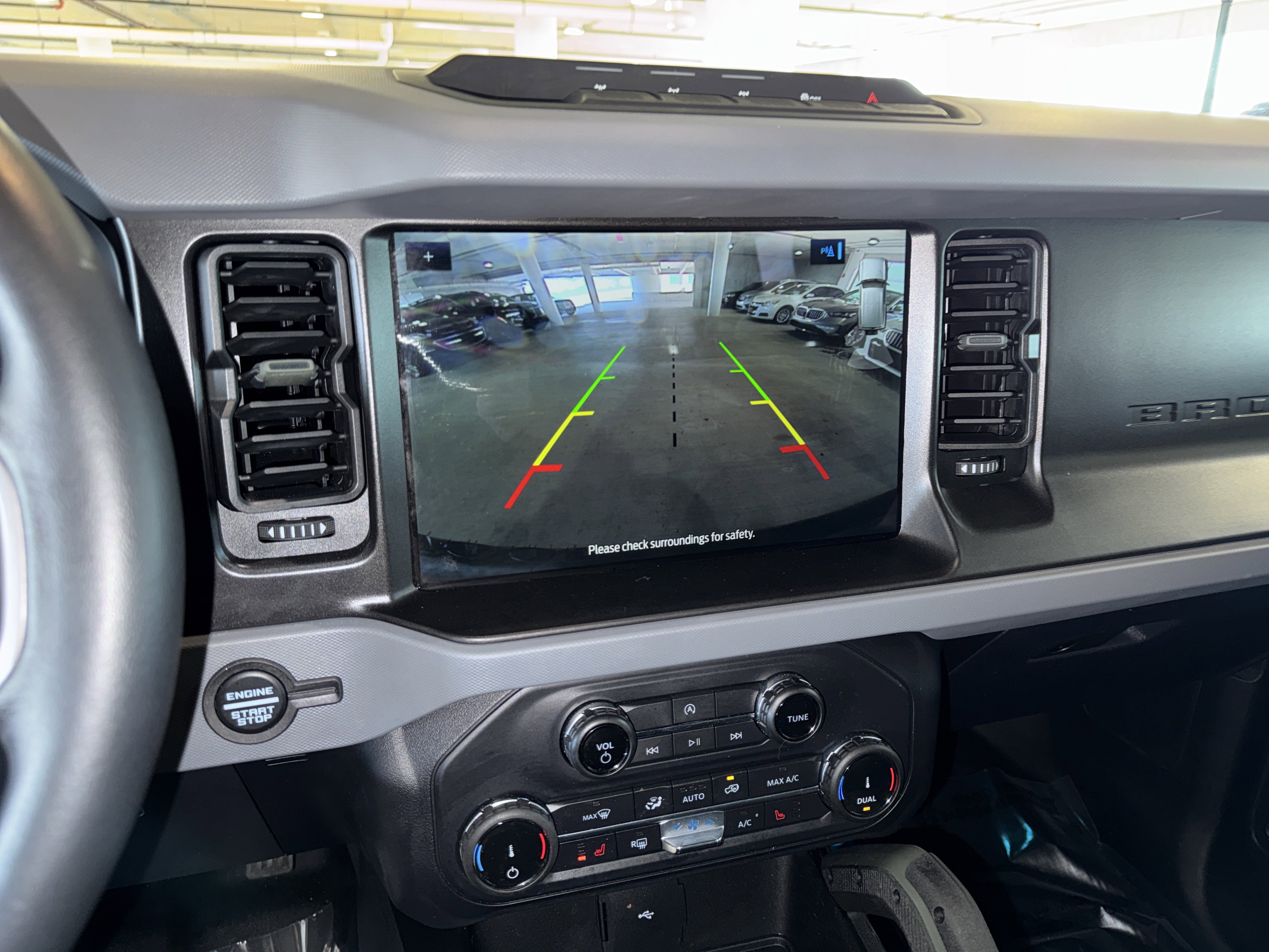 Used 2022 Ford Bronco Everglades image 26