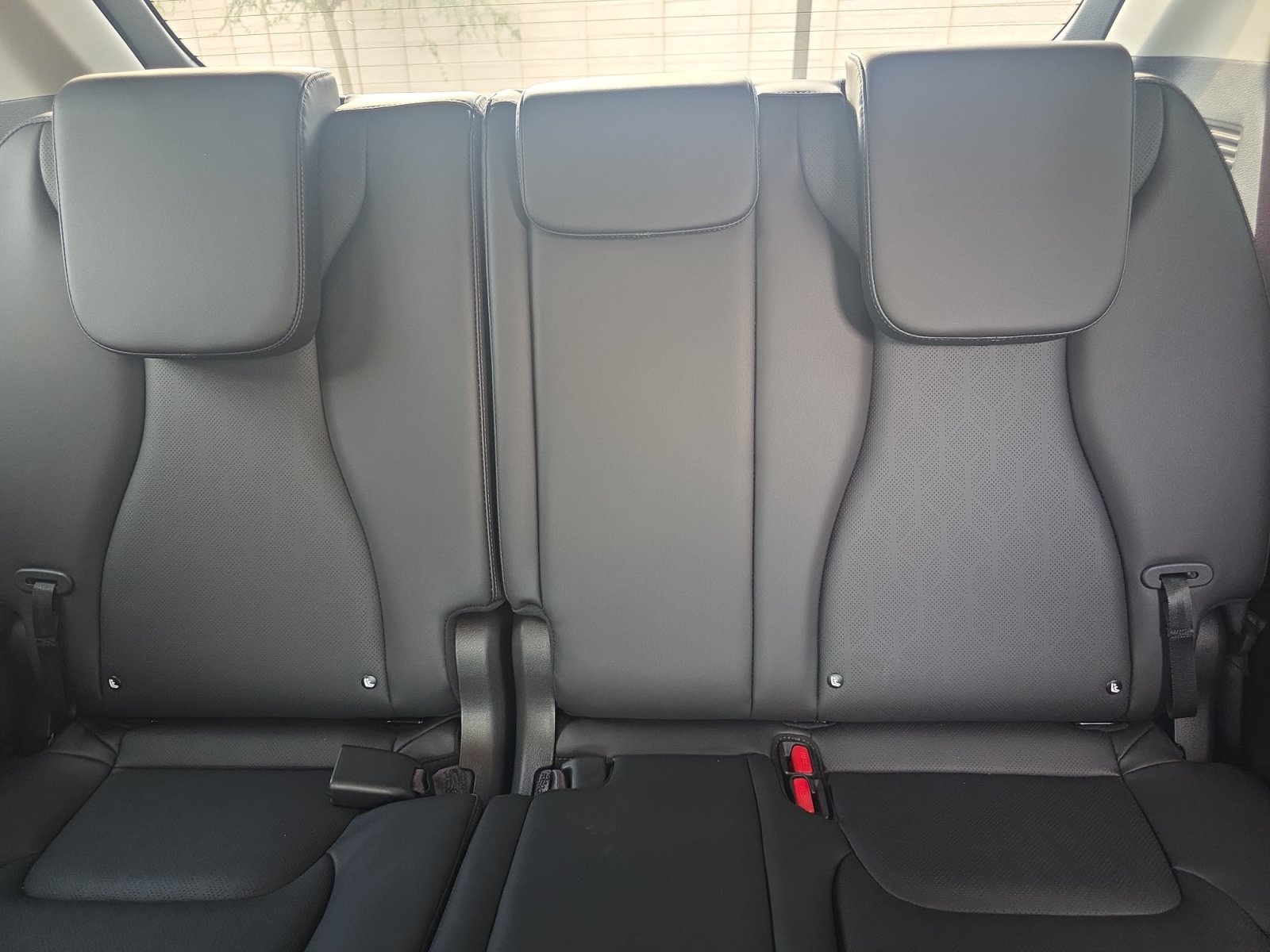 Certified 2026 Kia Carnival LX FWD image 22