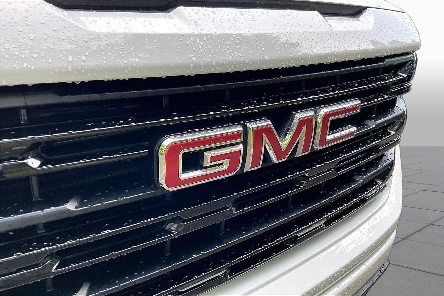 Used 2023 GMC Sierra 1500 Elevation w/ X31 Off-Road Package AWD/4WD image 28