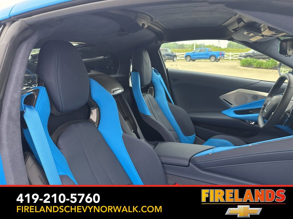 New 2025 Chevrolet Corvette Stingray w/ Z51 Performance Package image 32