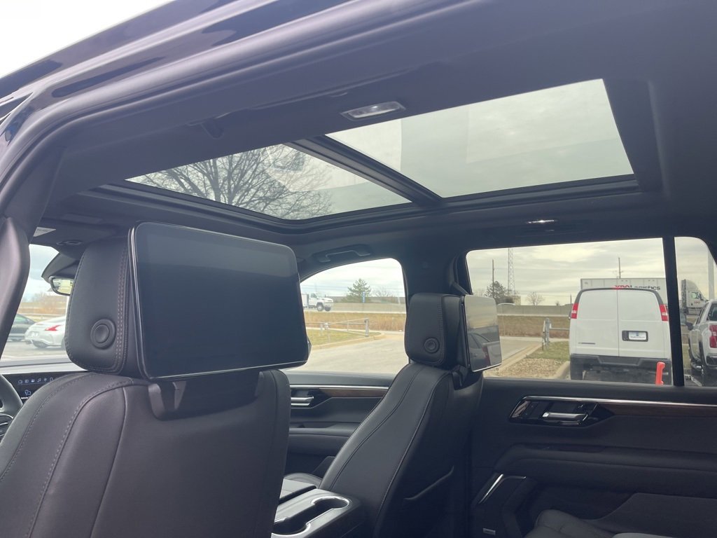 New 2025 Chevrolet Tahoe High Country image 19