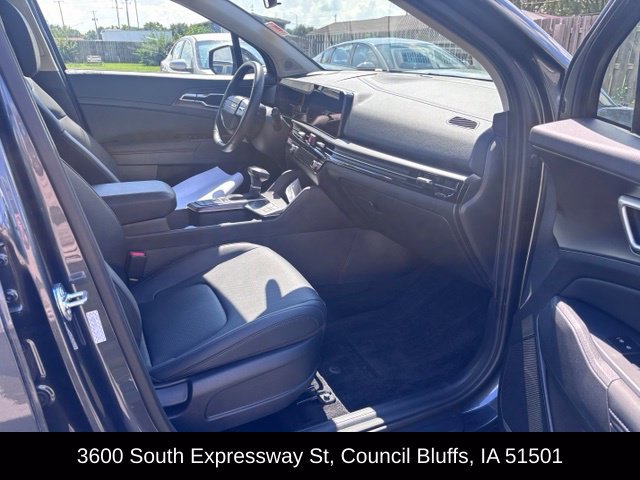 Used 2026 Kia Sportage EX FWD image 52