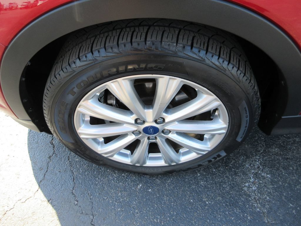 Used 2017 Ford Escape Titanium FWD image 15