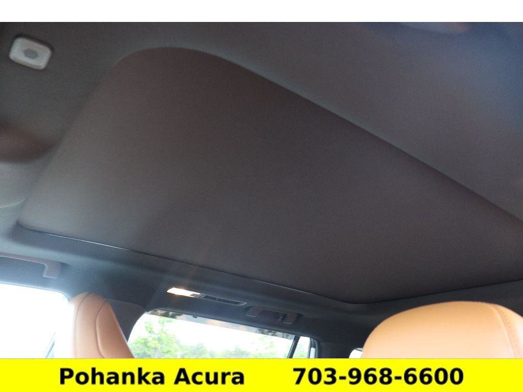 Used 2025 Toyota Highlander Platinum AWD/4WD image 24
