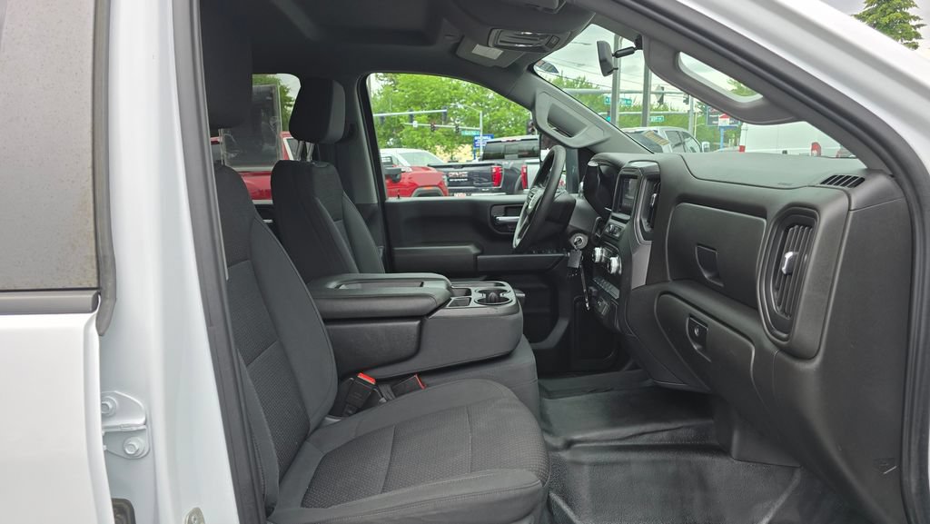 Used 2021 GMC Sierra 3500 4x4 Crew Cab w/ Gooseneck/5TH Wheel Package image 45