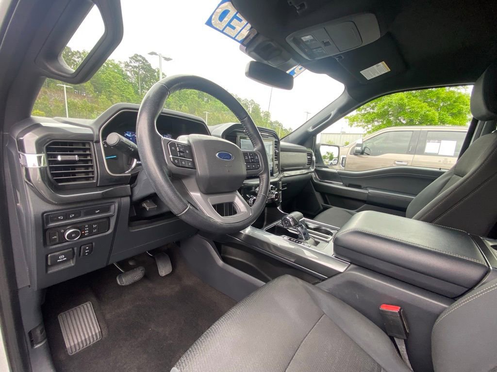 Used 2022 Ford F150 XLT w/ Equipment Group 302A High AWD/4WD image 9