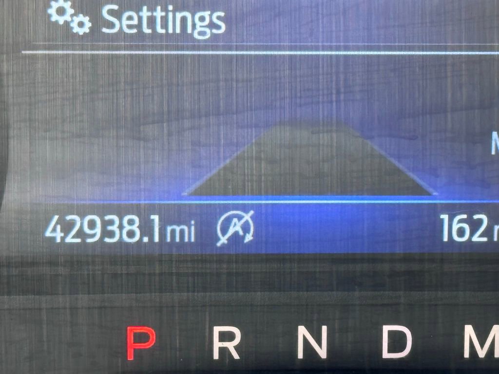 Used 2020 Ford Explorer XLT AWD/4WD image 19