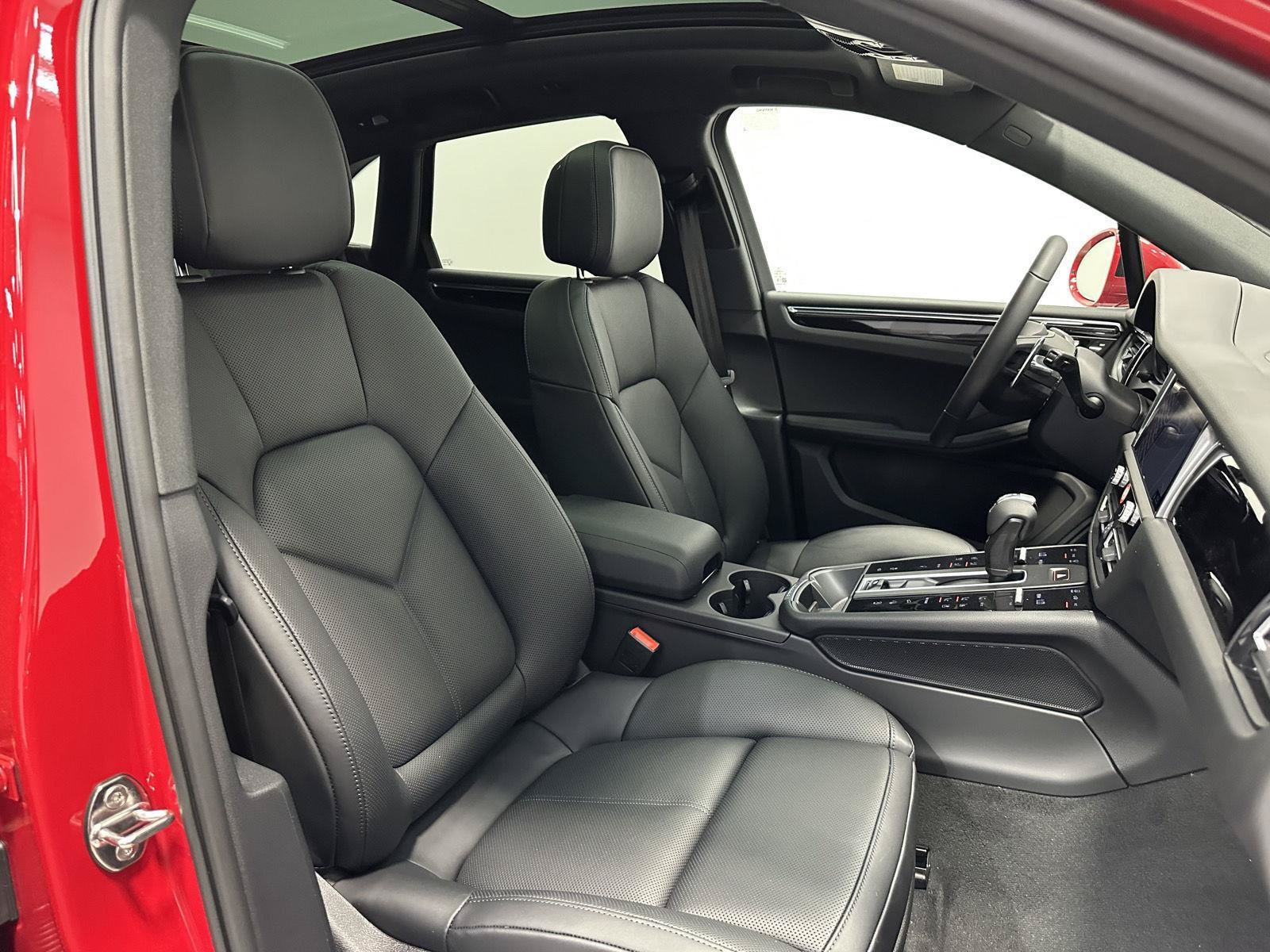 New 2026 Porsche Macan S AWD/4WD image 44