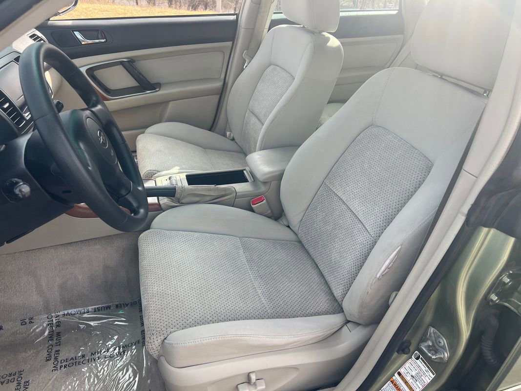 Used 2005 Subaru Outback 2.5i image 18