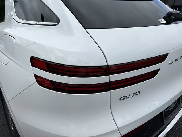 New 2026 Genesis GV70 2.5T Advanced AWD/4WD image 15