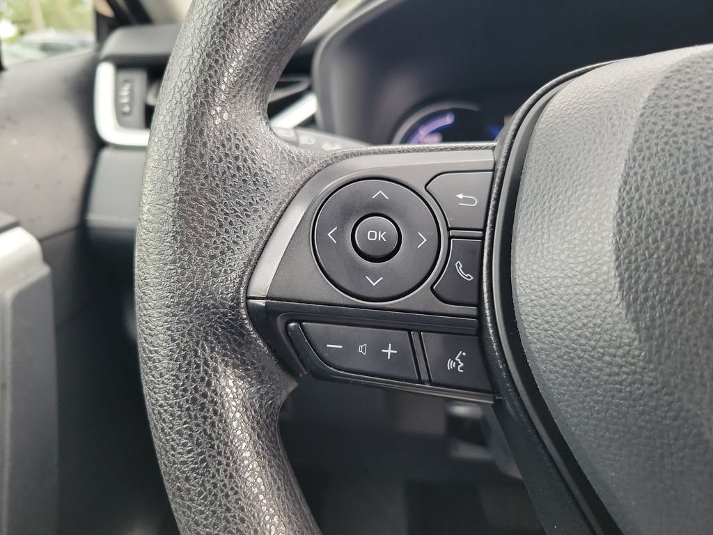 Used 2025 Toyota RAV4 LE AWD/4WD image 23