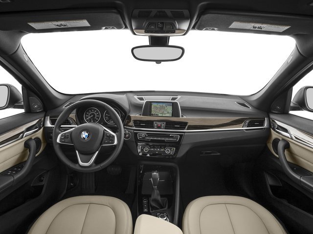 Used 2017 BMW X1 xDrive28i AWD/4WD image 8