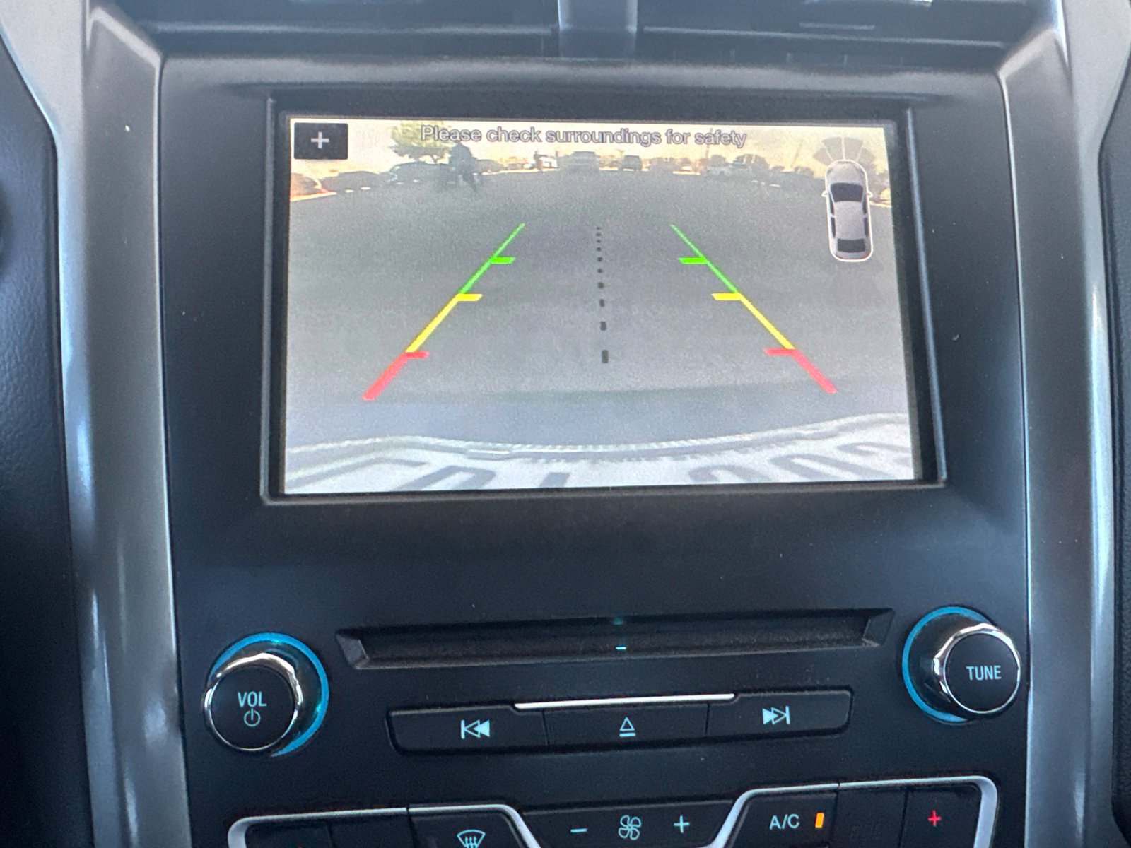 Used 2018 Ford Fusion SE w/ Fusion SE Technology Package FWD image 31