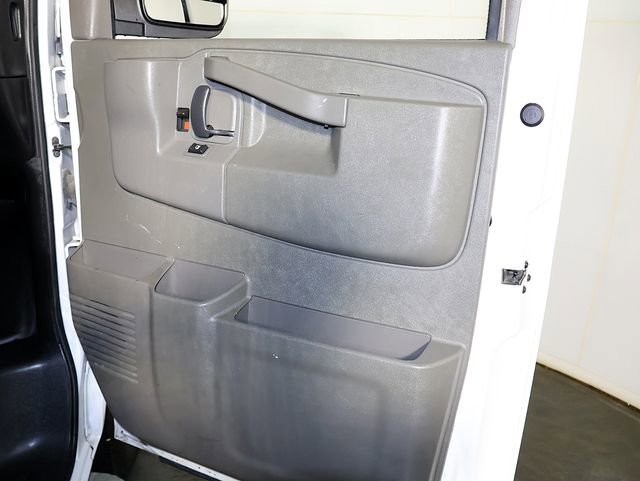 Used 2024 GMC Savana 2500 w/ Driver Convenience Package RWD image 27