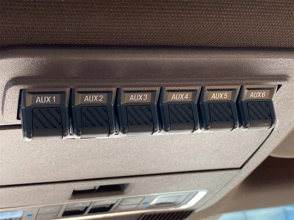 Used 2025 Ford F450 King Ranch image 40