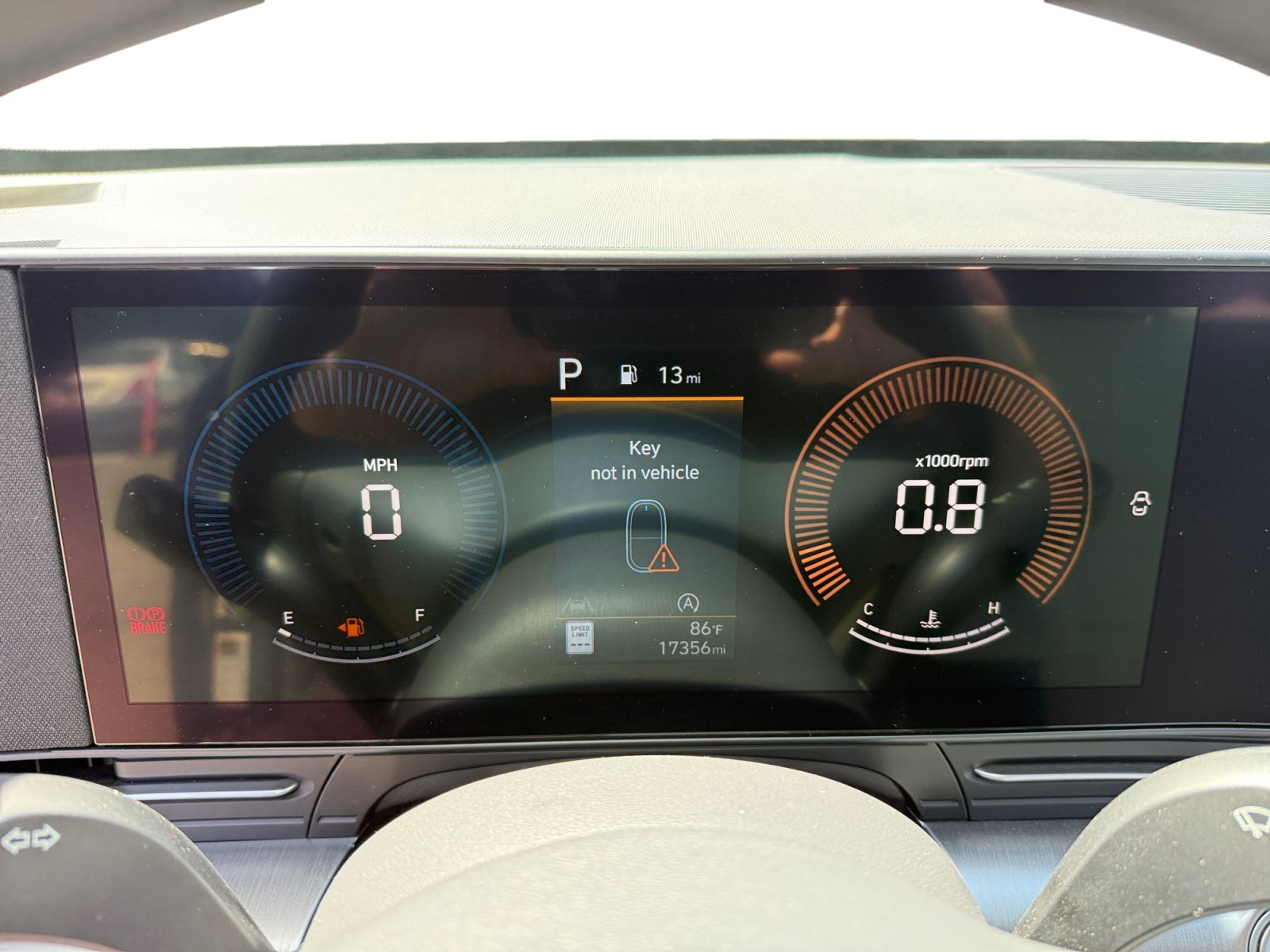 Certified 2025 Hyundai Kona SE FWD image 11