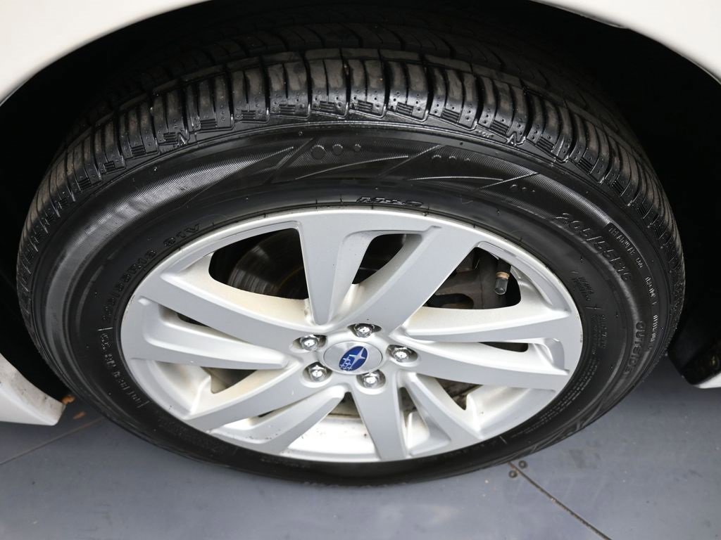 Used 2016 Subaru Impreza 2.0i Premium image 14