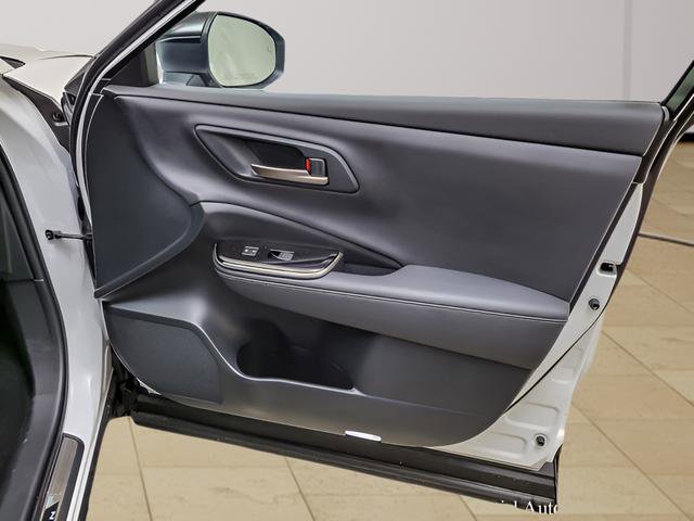 Certified 2025 Toyota Crown Signia AWD/4WD image 25