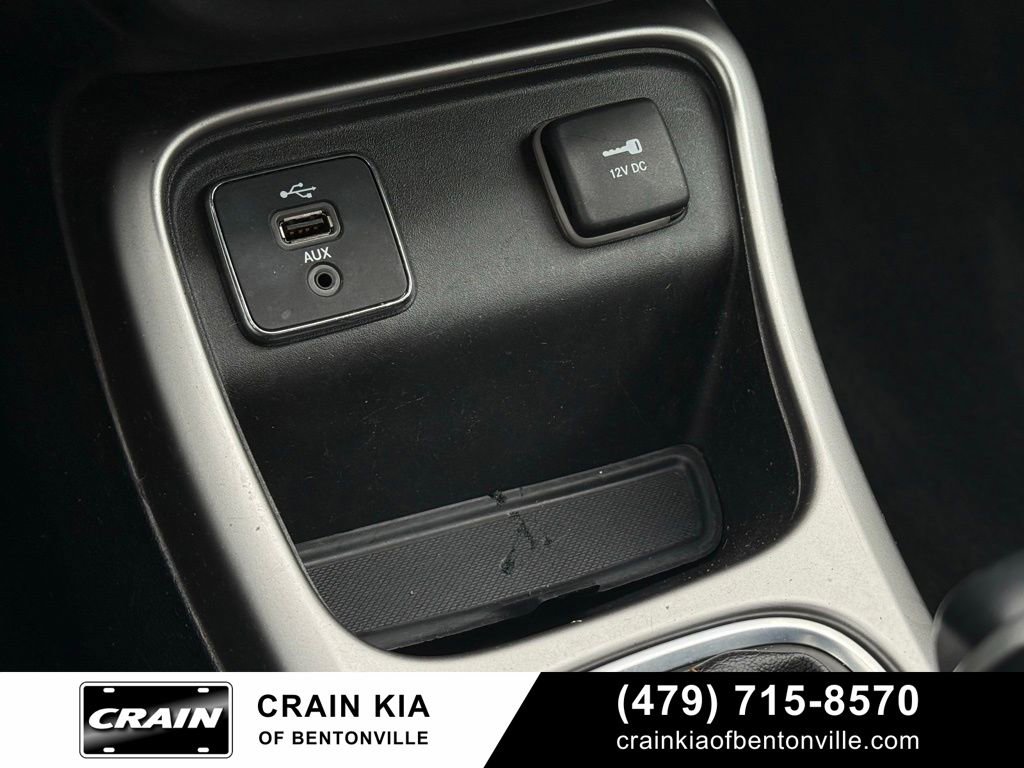 Used 2018 Jeep Compass Latitude w/ Popular Equipment Group image 19