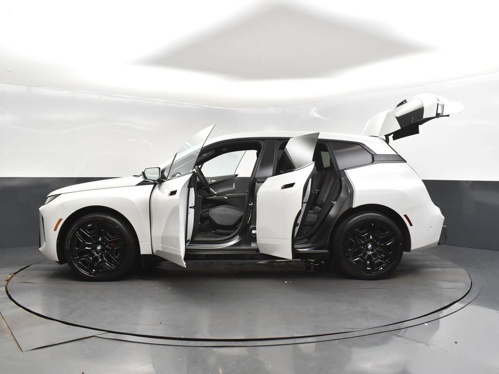 New 2026 BMW iX xDrive60 w/ M Sport Package image 47