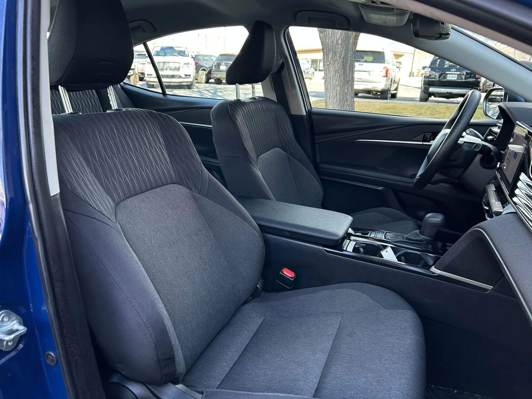 Used 2025 Toyota Camry LE image 17