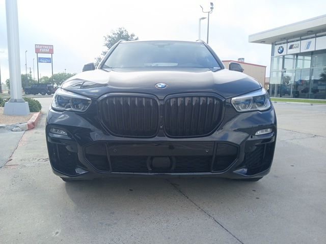 Used 2021 BMW X5 M50i w/ Executive Package image 2