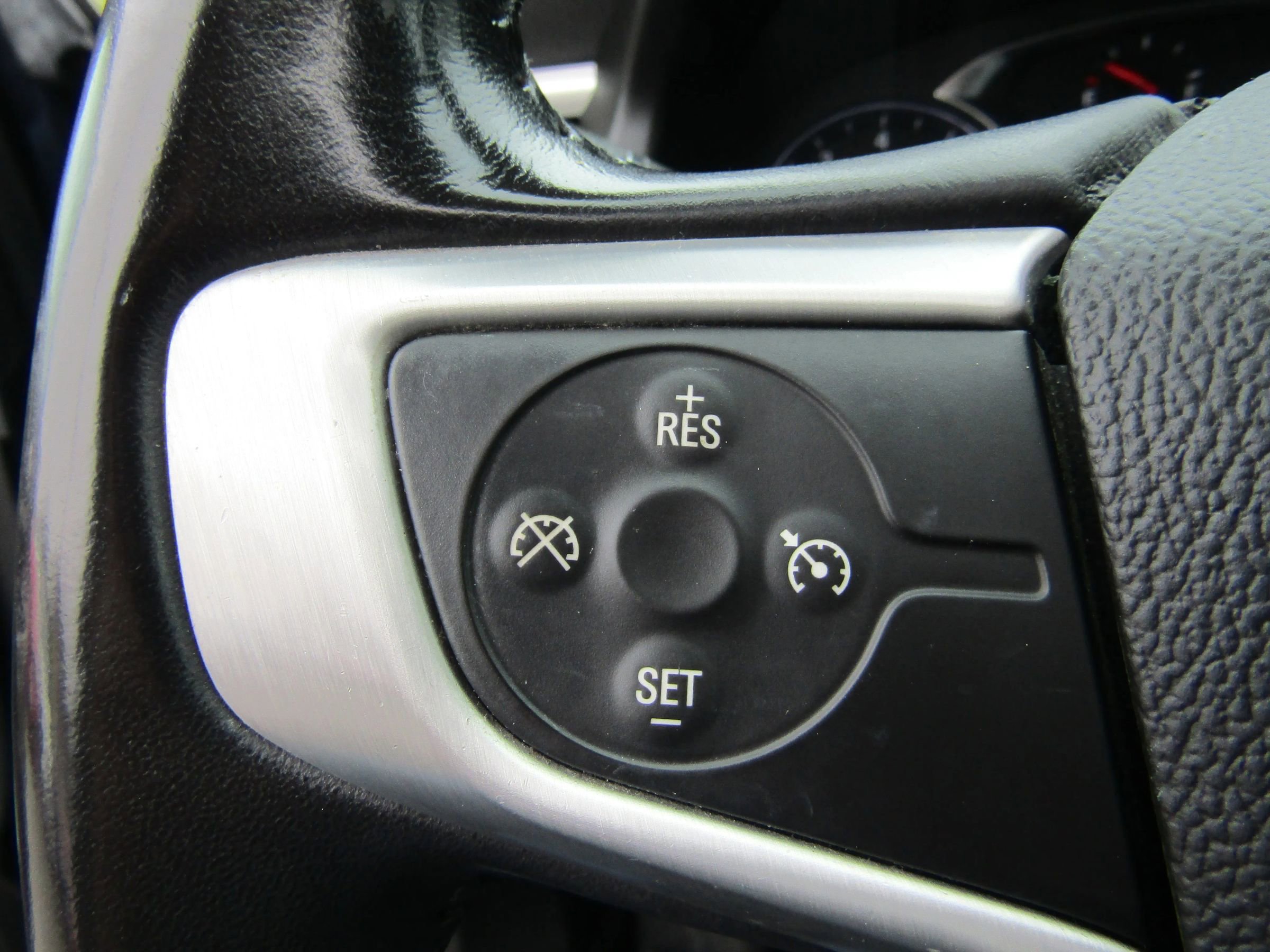 Used 2018 GMC Acadia SLT AWD/4WD image 35