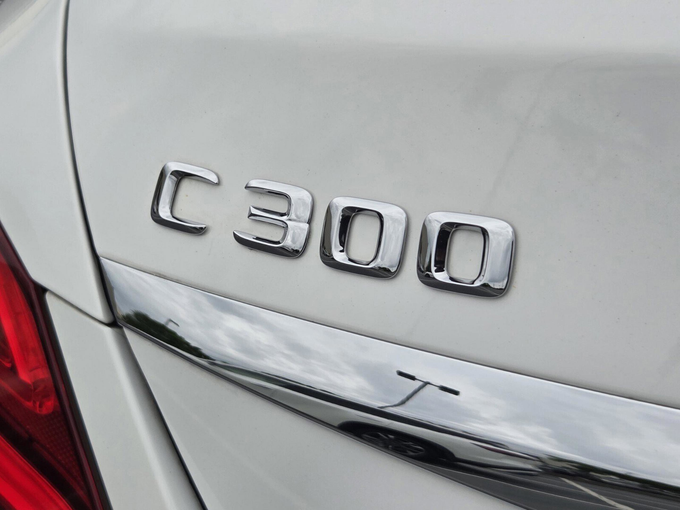 Used 2015 Mercedes-Benz C 300 4MATIC Sedan image 30