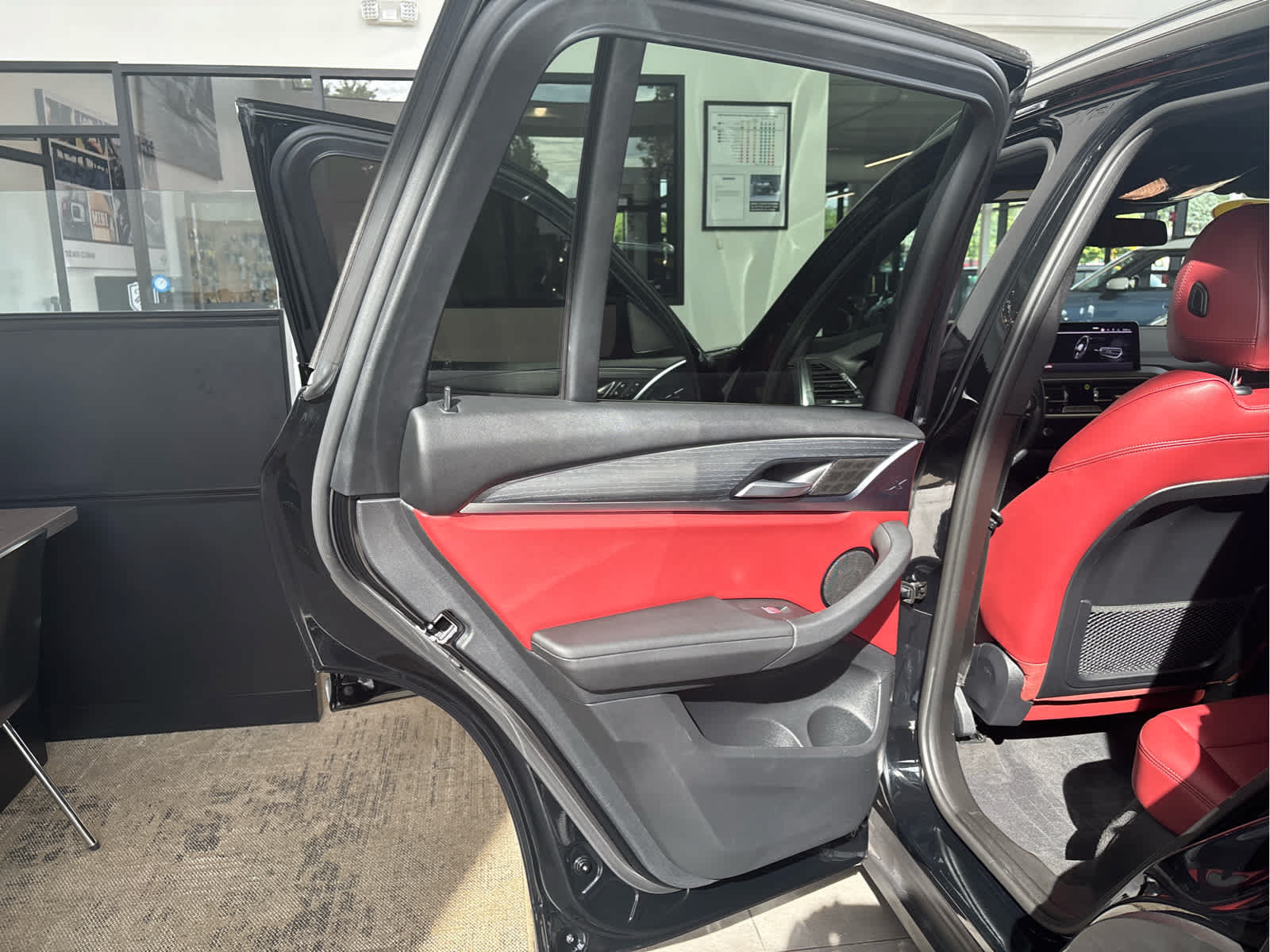 Used 2023 BMW X3 xDrive30i w/ Premium Package w/ZPA AWD/4WD image 15