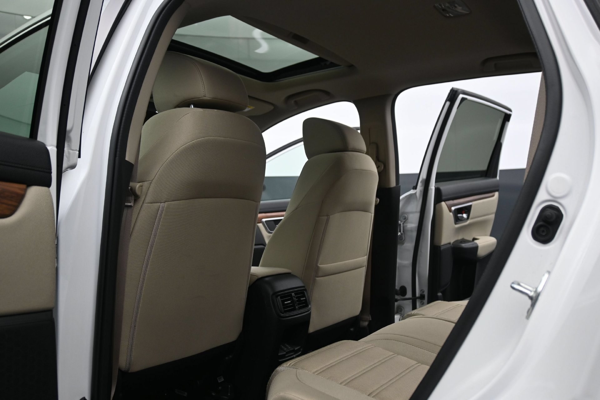 Used 2022 Honda CR-V EX image 15