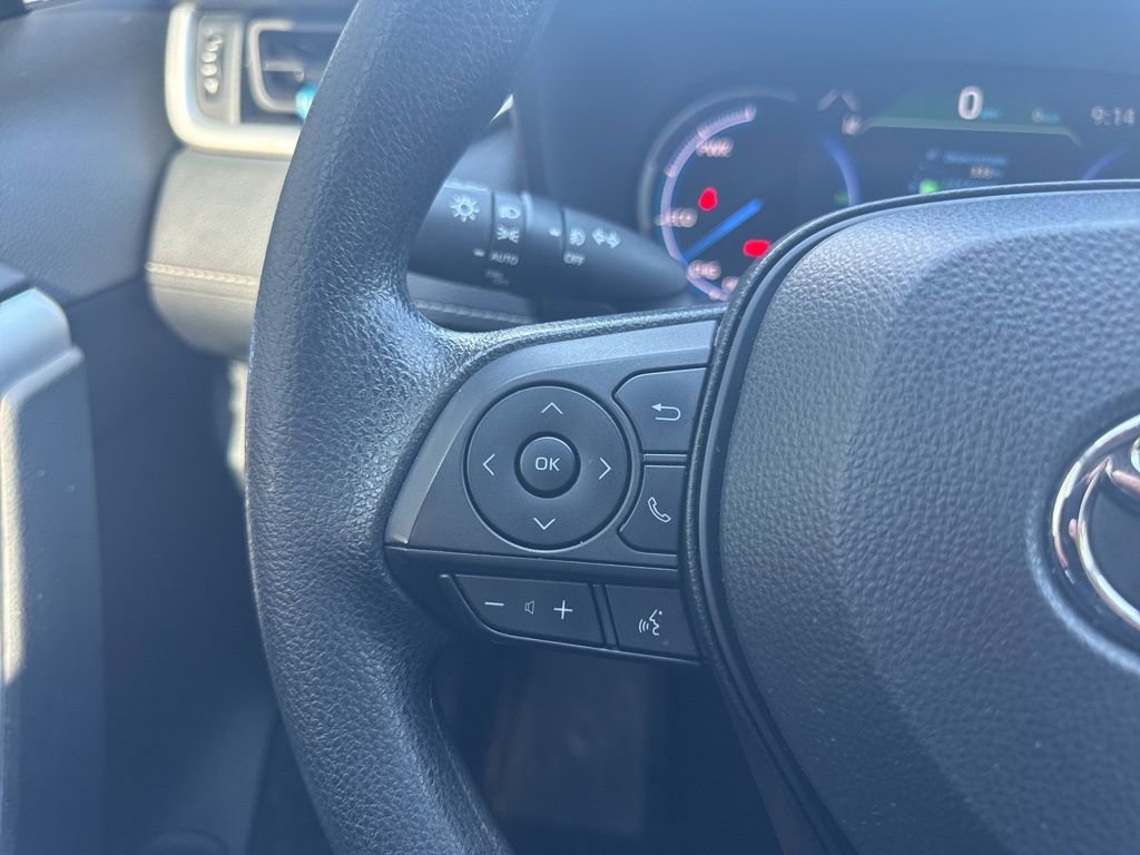 Used 2023 Toyota RAV4 AWD Hybrid image 15