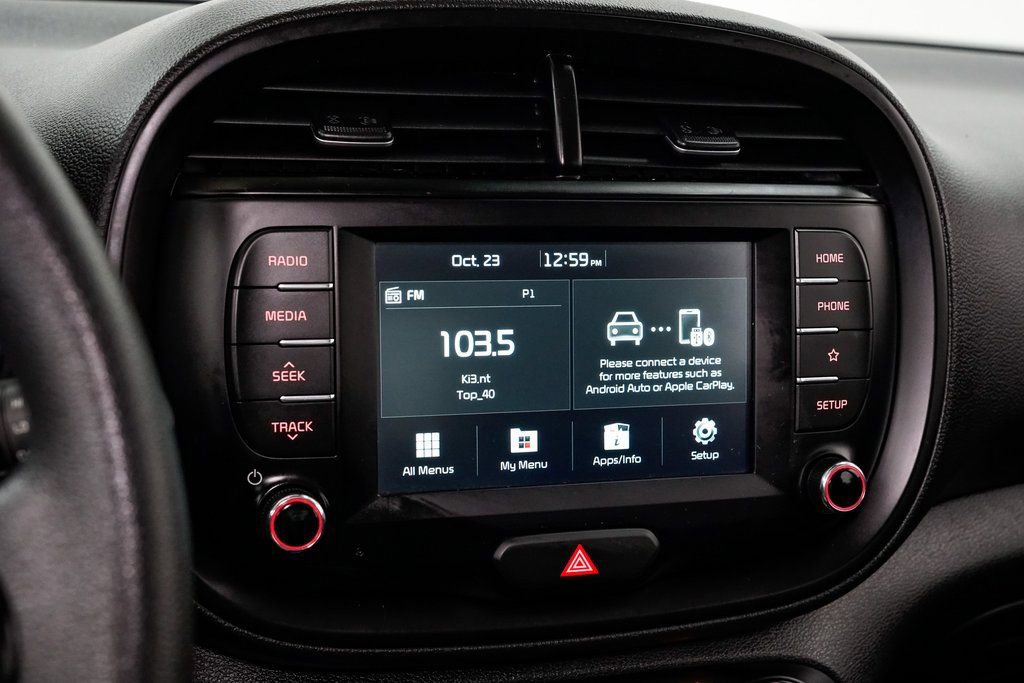 Certified 2021 Kia Soul S image 14