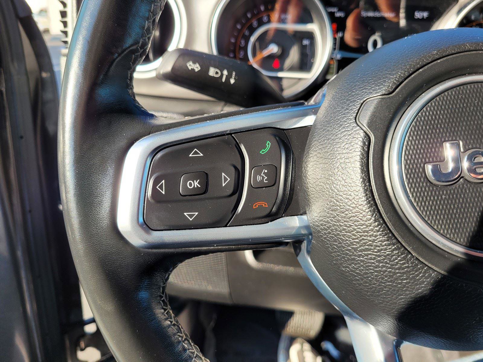 Used 2020 Jeep Gladiator Overland w/ Trailer Tow Package image 33