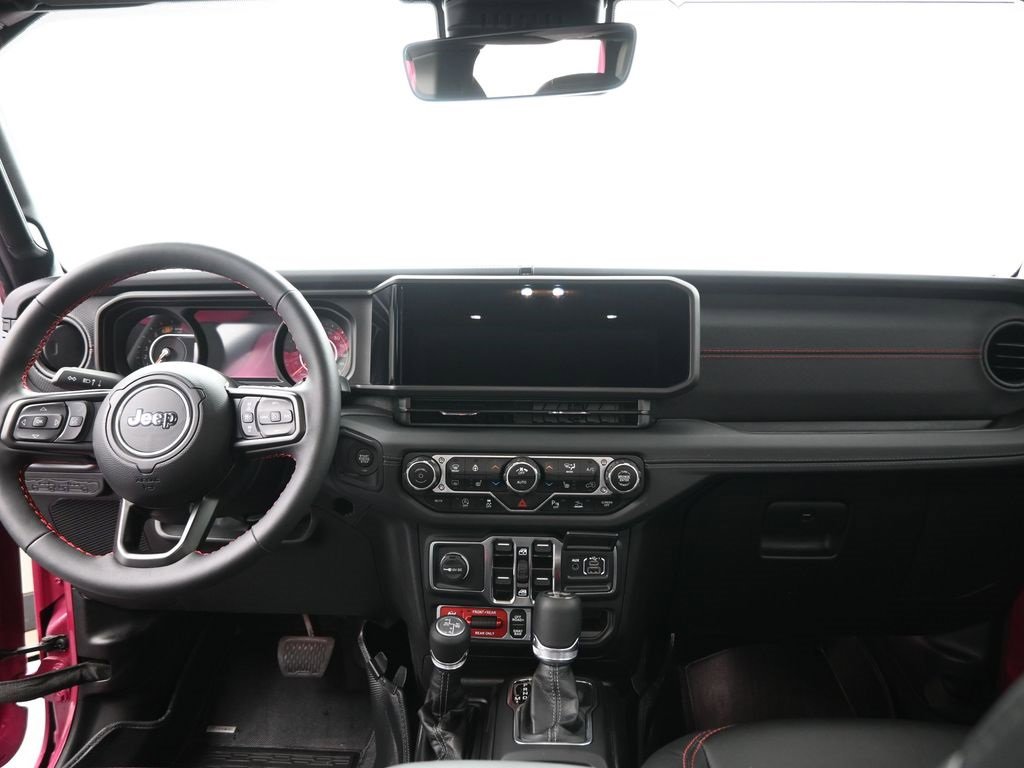 Used 2024 Jeep Wrangler Unlimited Rubicon image 24